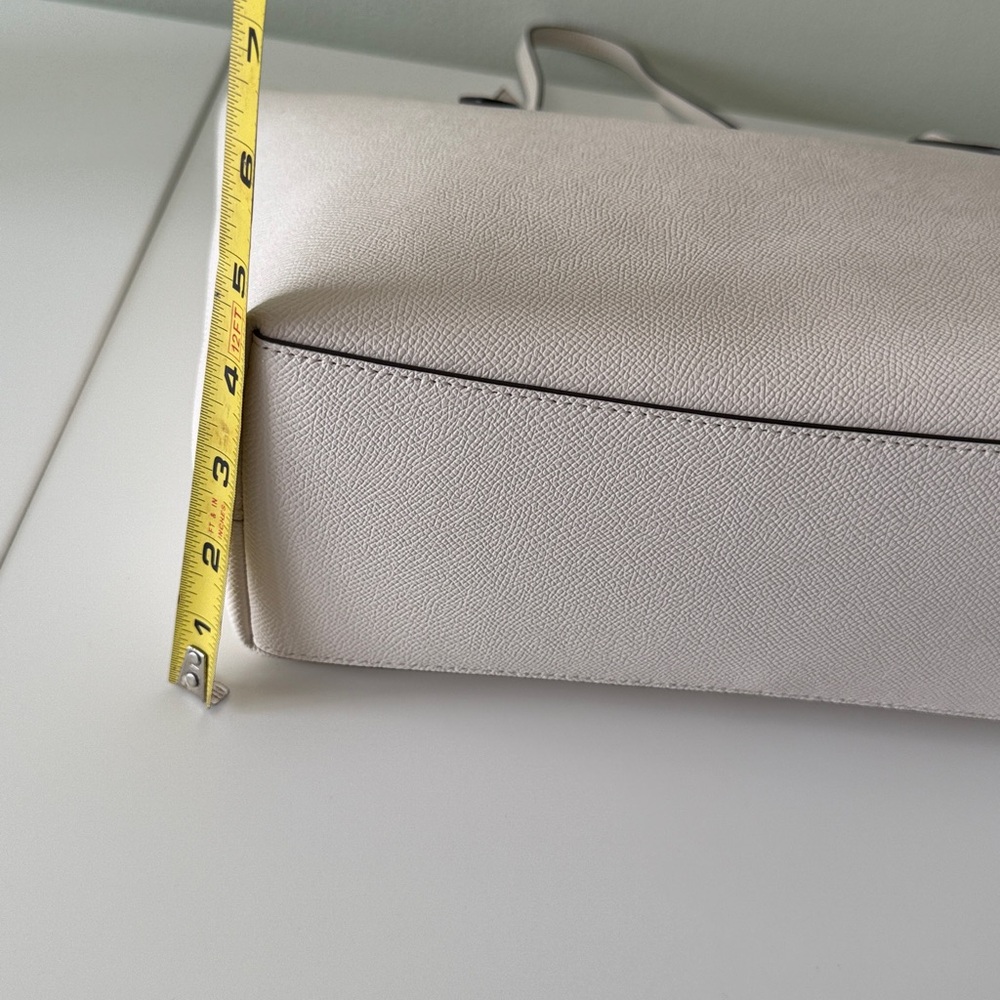 EUC Coach Outlet Zip Top Tote. Color: Chalk. - Picture 14 of 15